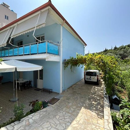 Garden Holiday Studios Himare Exterior photo